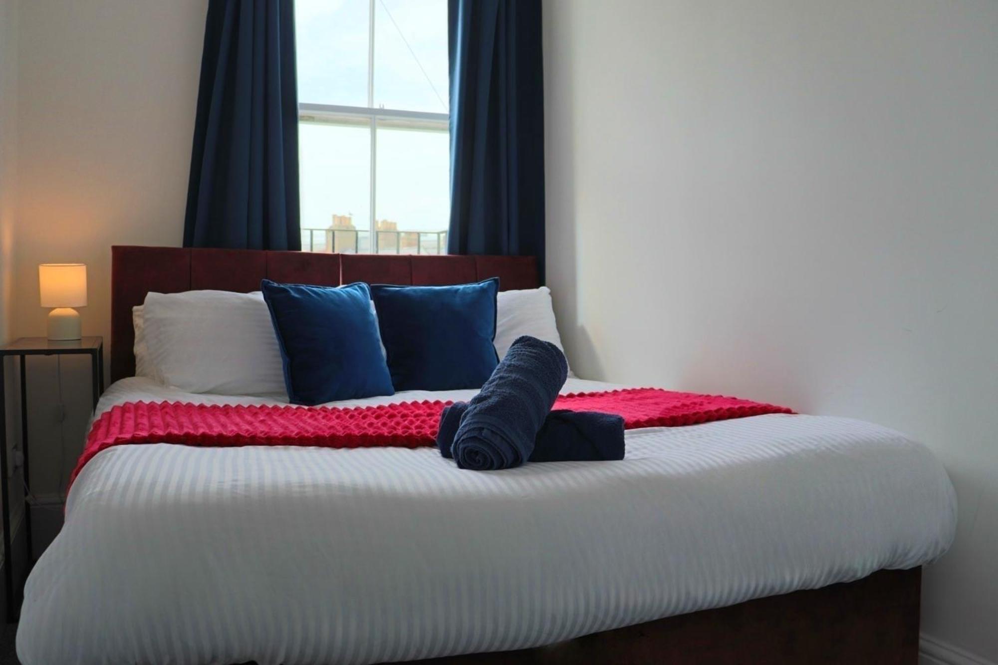 Brand New Modern Apartments Steps From Gloucester Quays Exterior foto